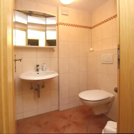 Luettmarsch 13_ Whg_ 2 דירה